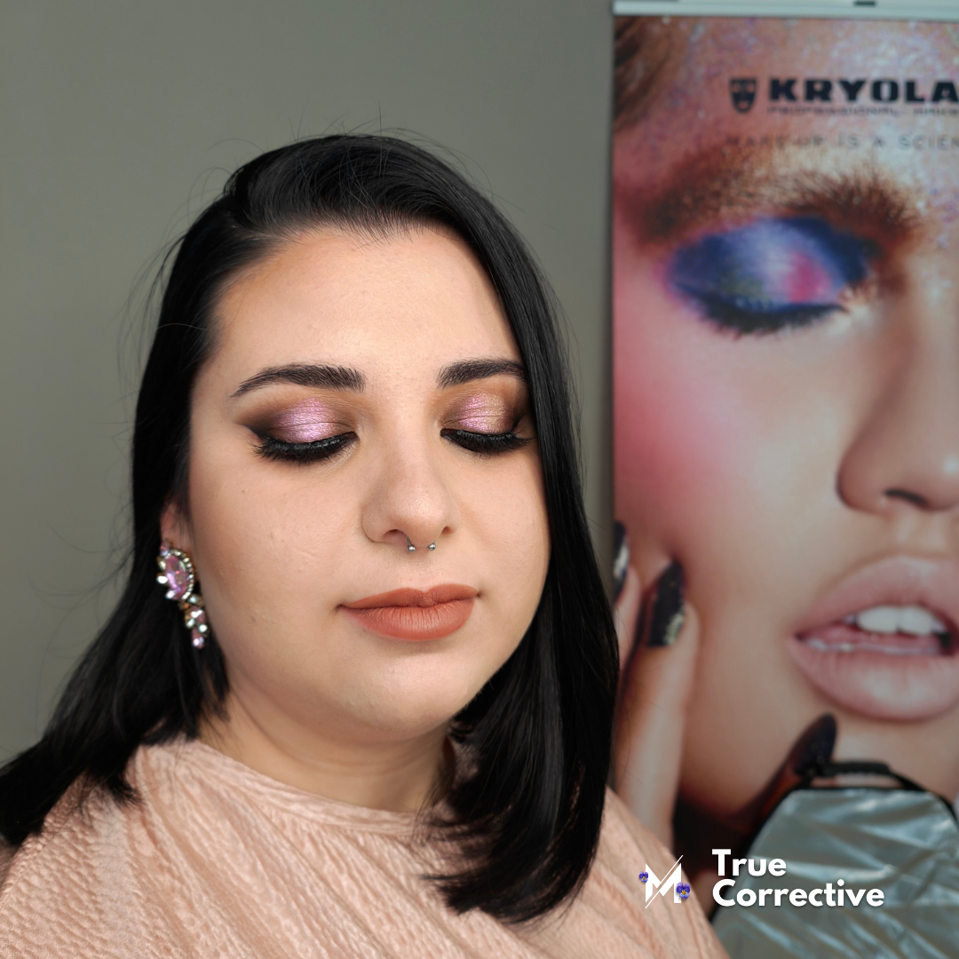 True Corrective - Corso di Make Up online su Pelle Asfittica in Cream e Gel Technique